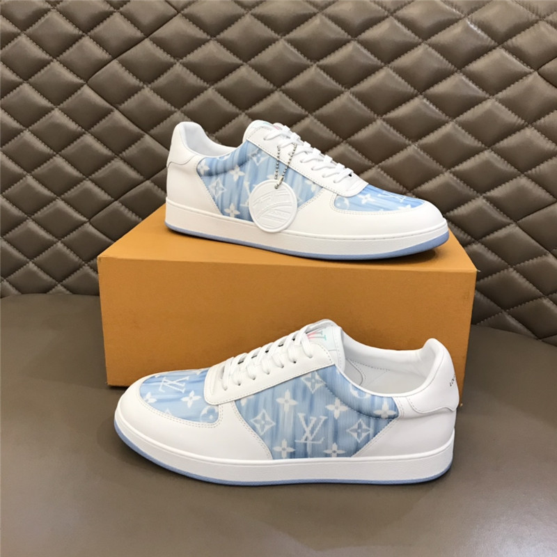 Louis Vuitton Men SNEAKER