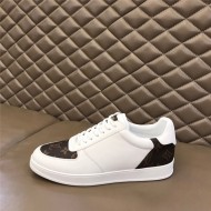 Louis Vuitton Men SNEAKER