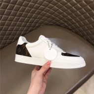 Louis Vuitton Men SNEAKER