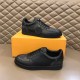 Louis Vuitton Men SNEAKER