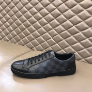 Louis Vuitton Men SNEAKER