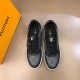 Louis Vuitton Men SNEAKER