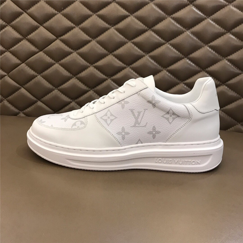 Louis Vuitton Men SNEAKER