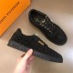 Louis Vuitton Men SNEAKER