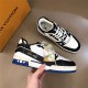 Louis Vuitton Men SNEAKER