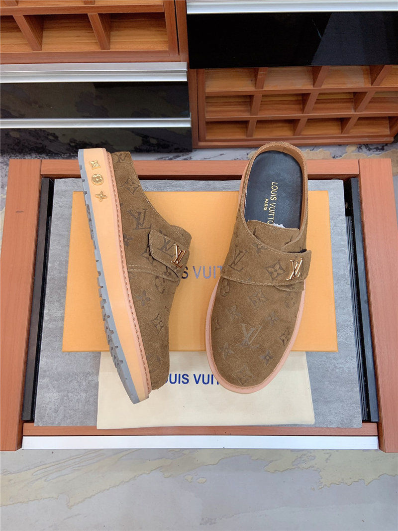 Louis Vuitton Men SNEAKER