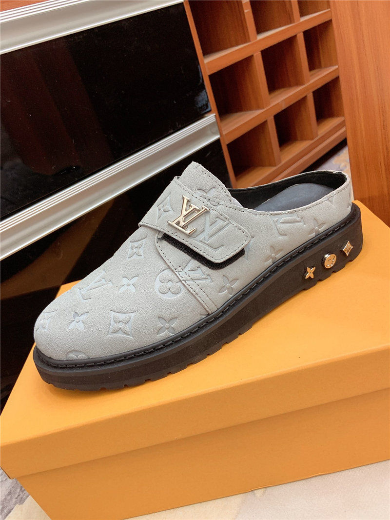 Louis Vuitton Men SNEAKER