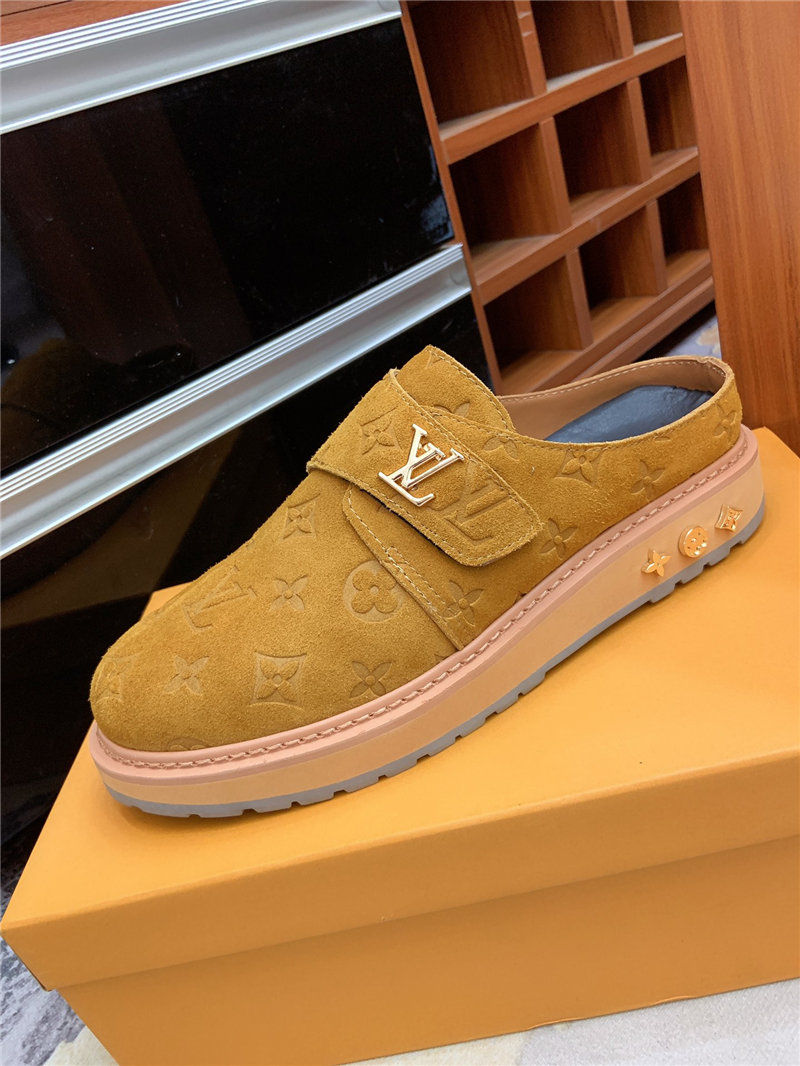 Louis Vuitton Men SNEAKER