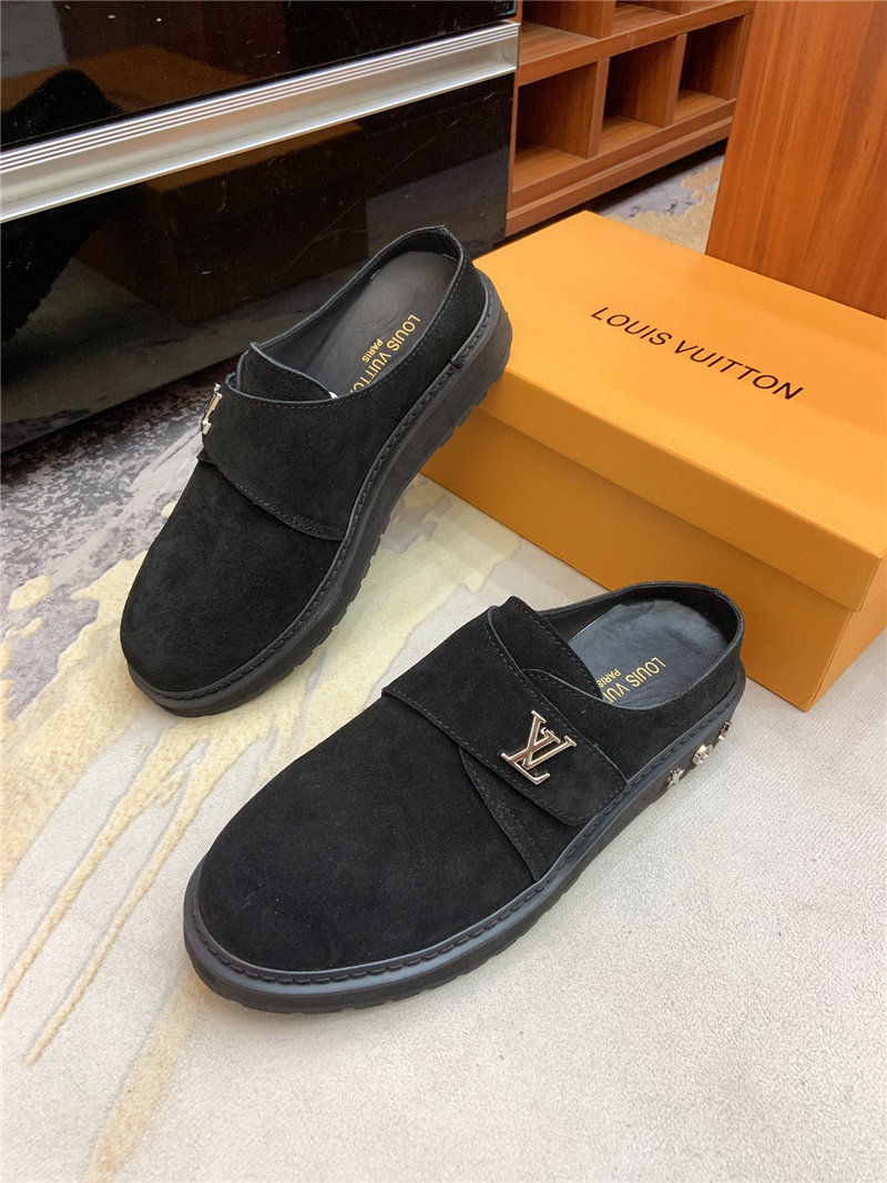 Louis Vuitton Men SNEAKER