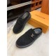 Louis Vuitton Men SNEAKER