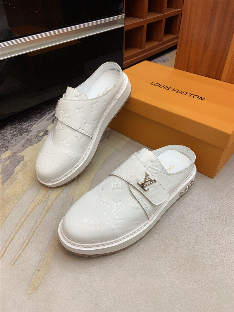 Louis Vuitton Men SNEAKER