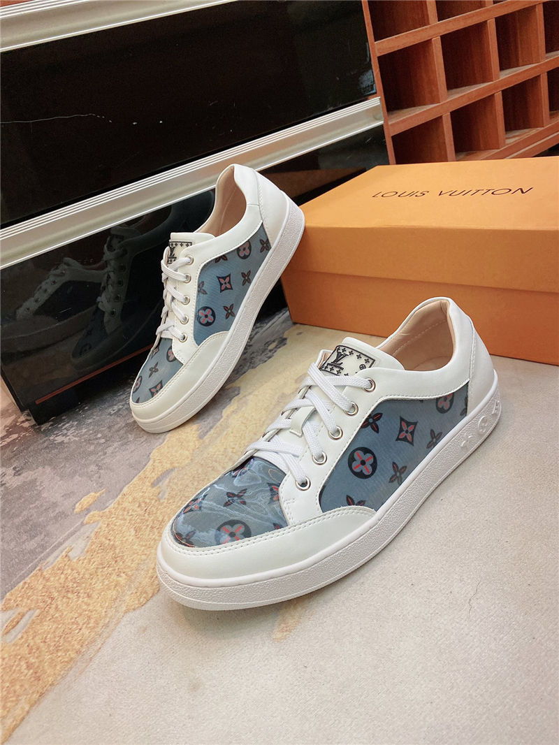 Louis Vuitton Men SNEAKER