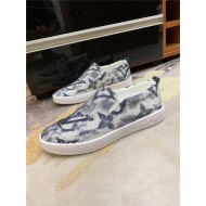 Louis Vuitton Men SNEAKER