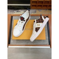 Louis Vuitton Men SNEAKER