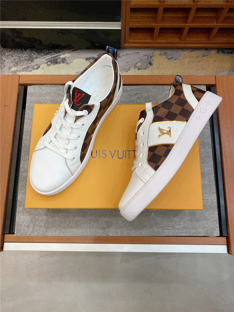 Louis Vuitton Men SNEAKER