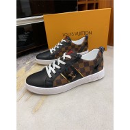 Louis Vuitton Men SNEAKER