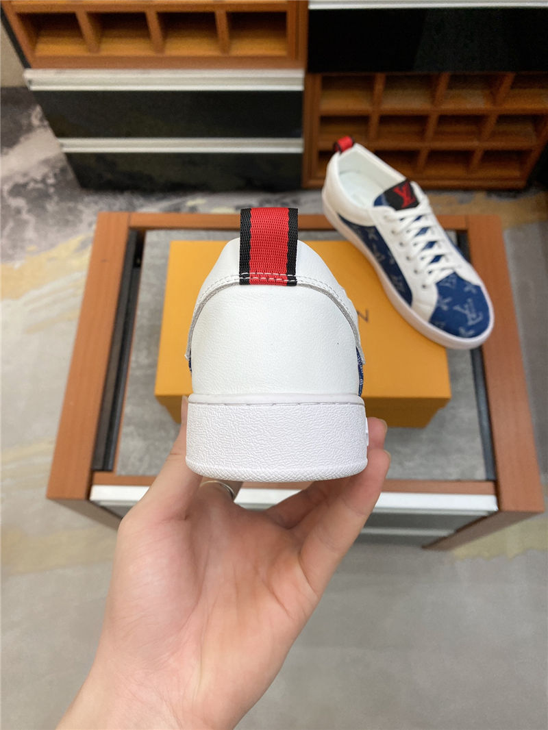 Louis Vuitton Men SNEAKER