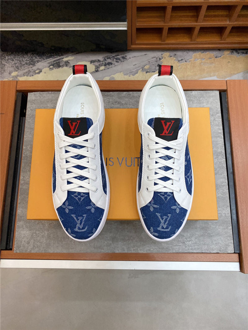 Louis Vuitton Men SNEAKER