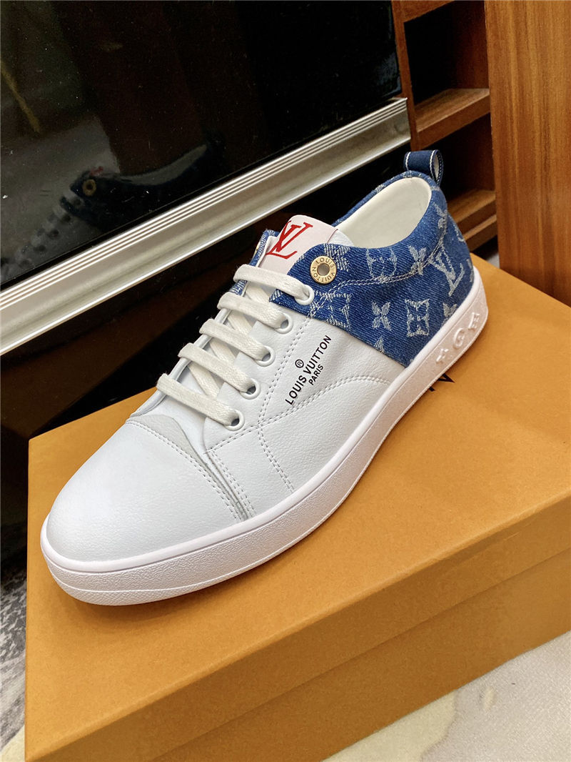 Louis Vuitton Men SNEAKER