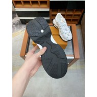 Louis Vuitton Men SNEAKER