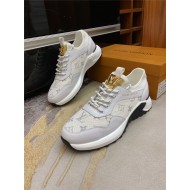 Louis Vuitton Men SNEAKER