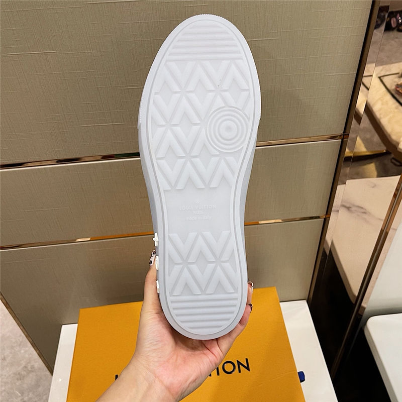 Louis Vuitton Men SNEAKER