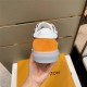 Louis Vuitton Men SNEAKER