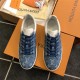 Louis Vuitton Men SNEAKER