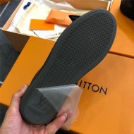 Louis Vuitton Men SNEAKER