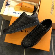 Louis Vuitton Men SNEAKER