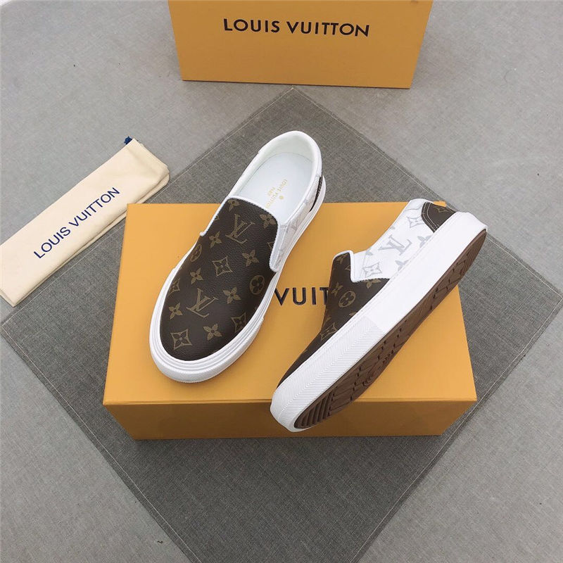 Louis Vuitton Men SNEAKER