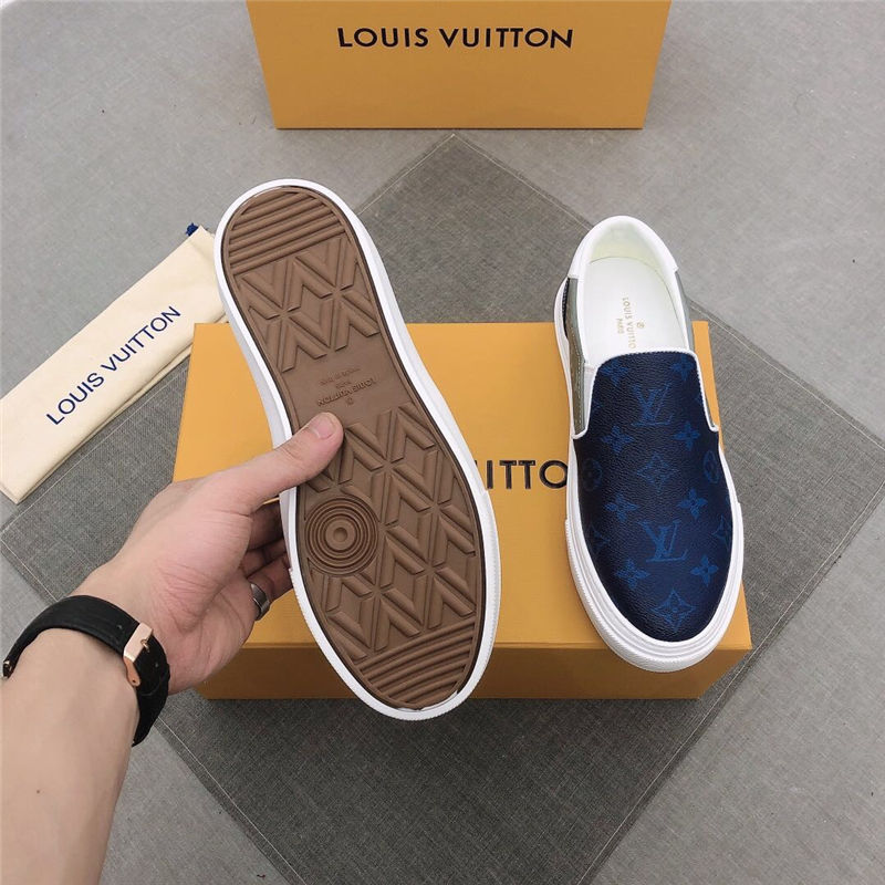 Louis Vuitton Men SNEAKER