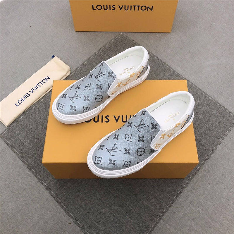 Louis Vuitton Men SNEAKER