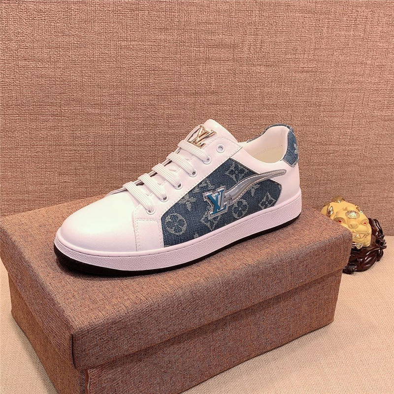 Louis Vuitton Men SNEAKER