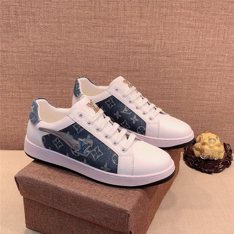 Louis Vuitton Men SNEAKER