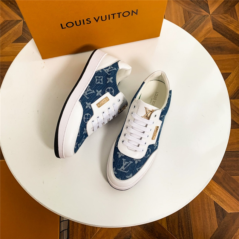 Louis Vuitton Men SNEAKER