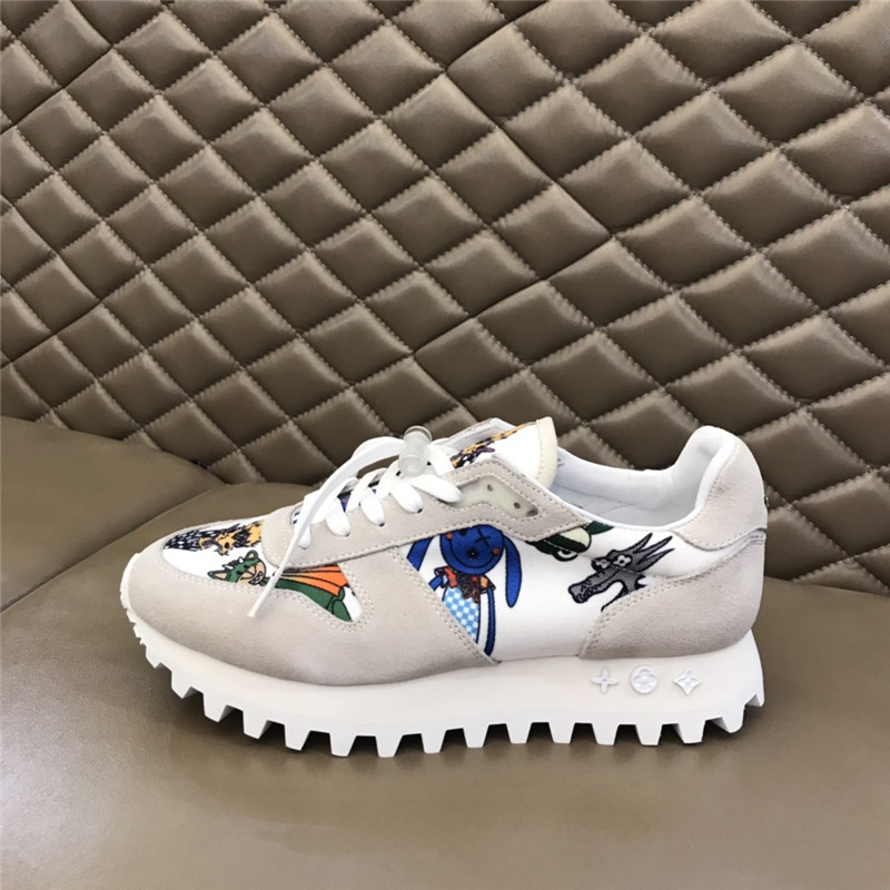 Louis Vuitton Men SNEAKER