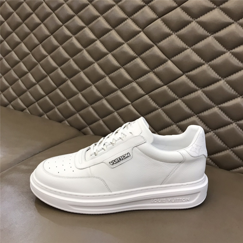 Louis Vuitton Men SNEAKER