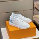 Louis Vuitton Men SNEAKER