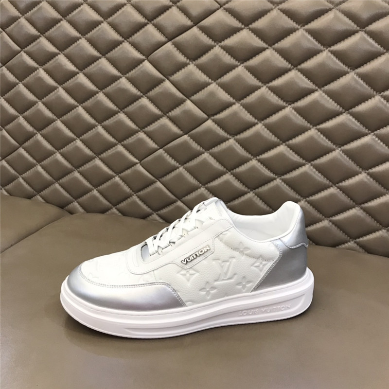 Louis Vuitton Men SNEAKER