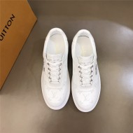 Louis Vuitton Men SNEAKER