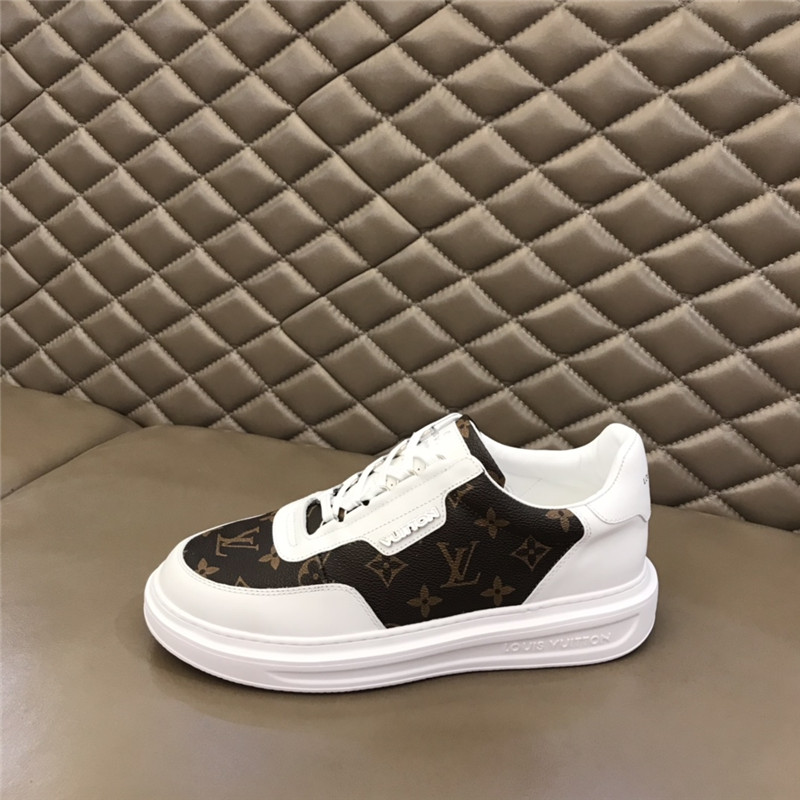 Louis Vuitton Men SNEAKER