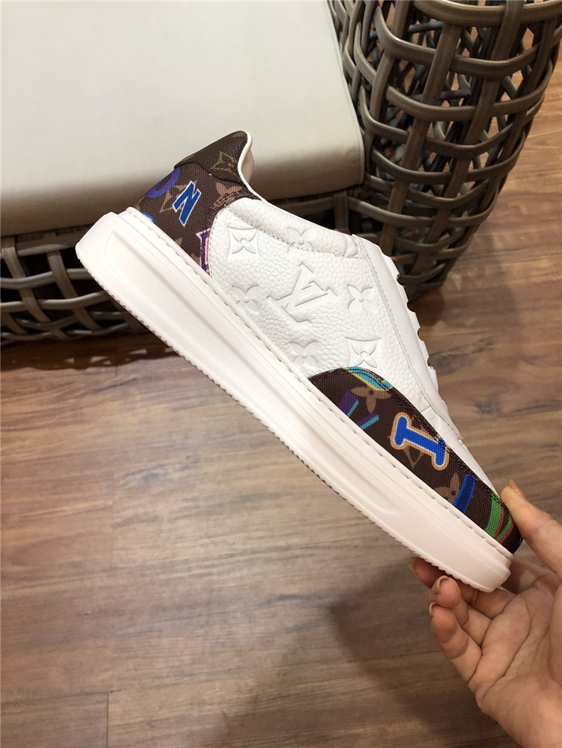 Louis Vuitton Men SNEAKER