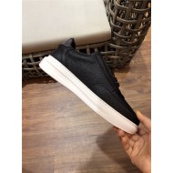 Louis Vuitton Men SNEAKER