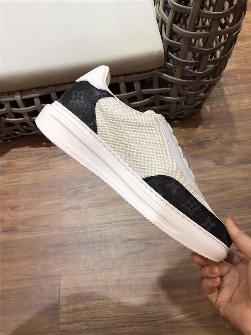 Louis Vuitton Men SNEAKER