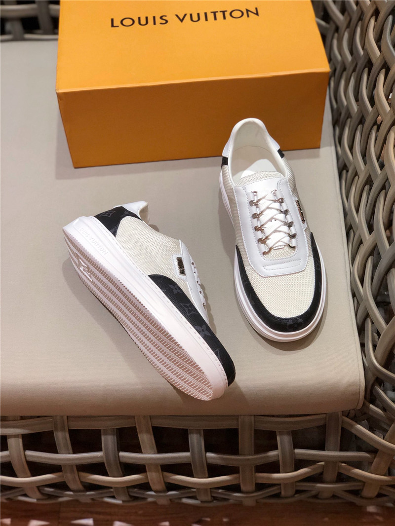 Louis Vuitton Men SNEAKER