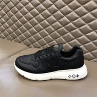 Louis Vuitton Men SNEAKER