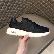 Louis Vuitton Men SNEAKER