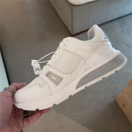 Louis Vuitton Men SNEAKER