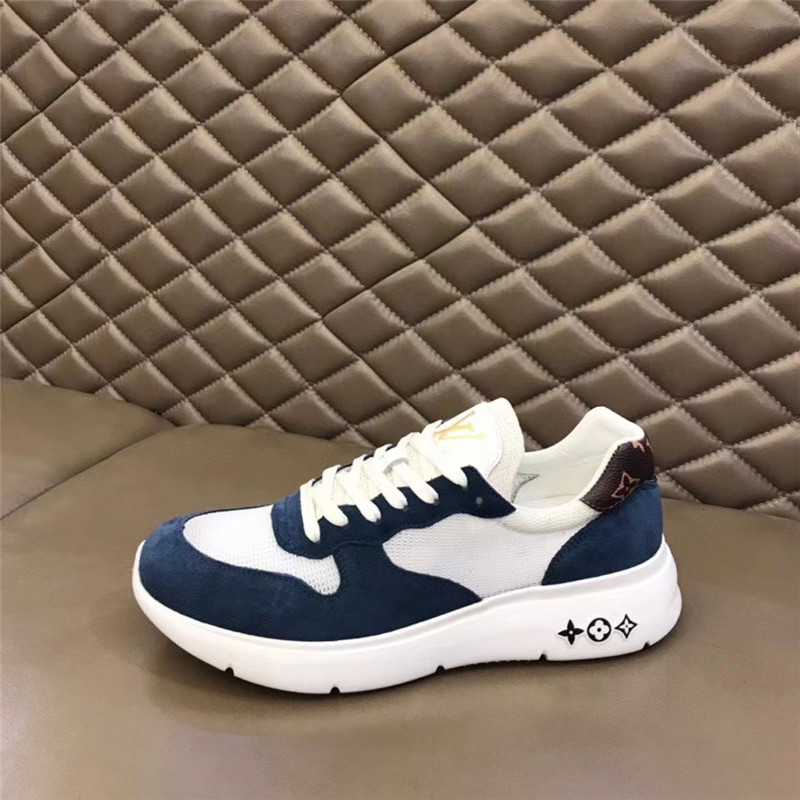 Louis Vuitton Men SNEAKER